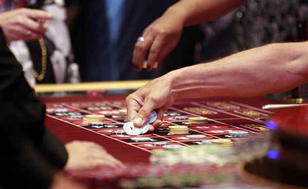 cheating at encore casino