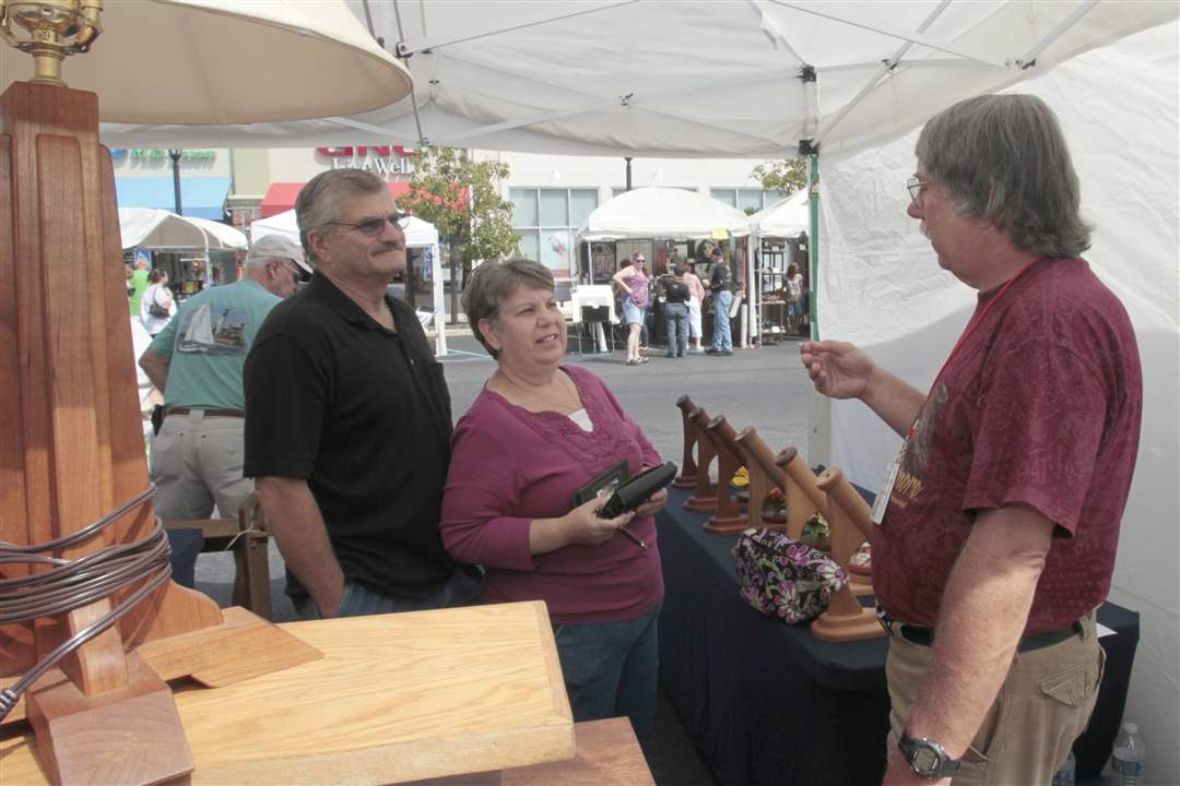 Levis Commons Fine Art Fair - The Blade