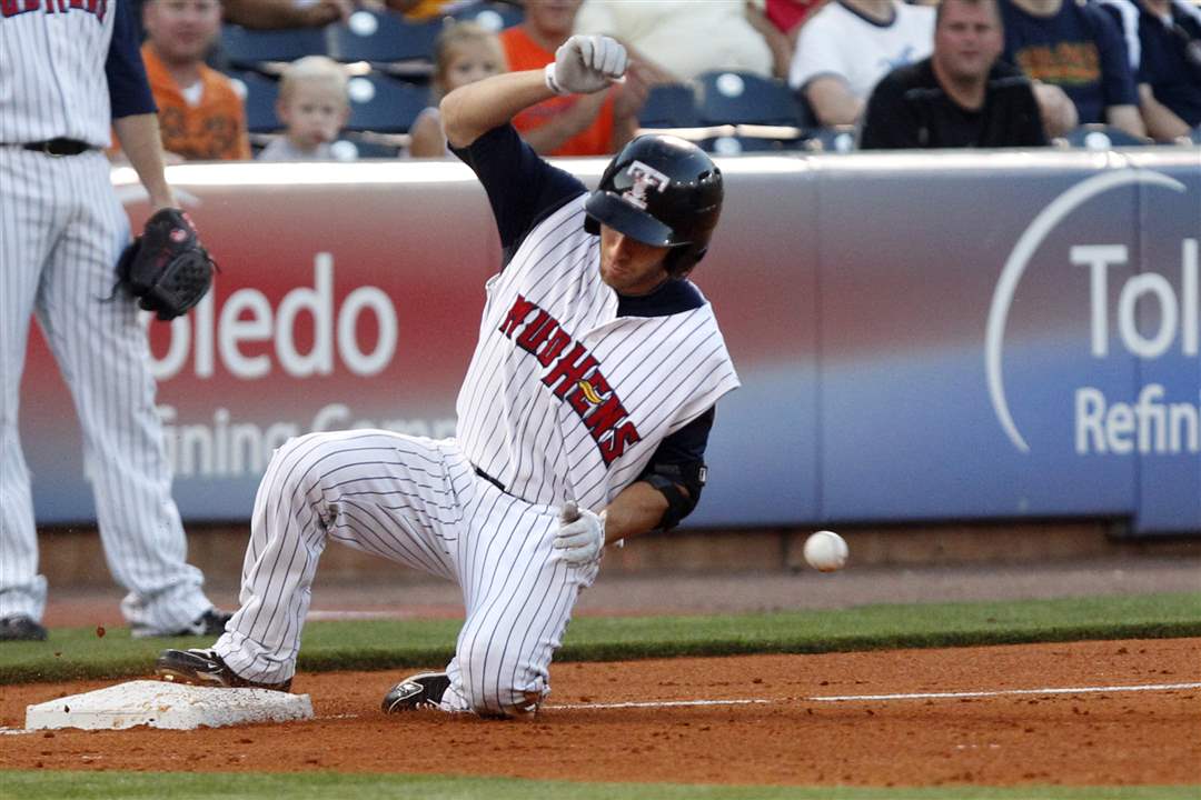 Toledo-Mud-Hens-right-filder-Ben-Guez-1