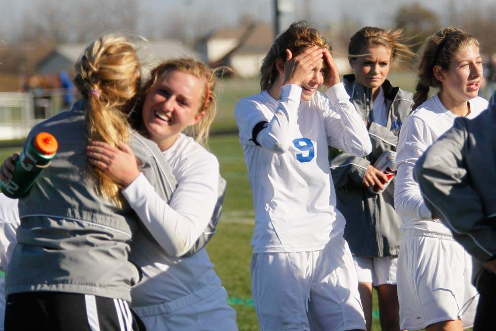 district-soccer-winning-hug