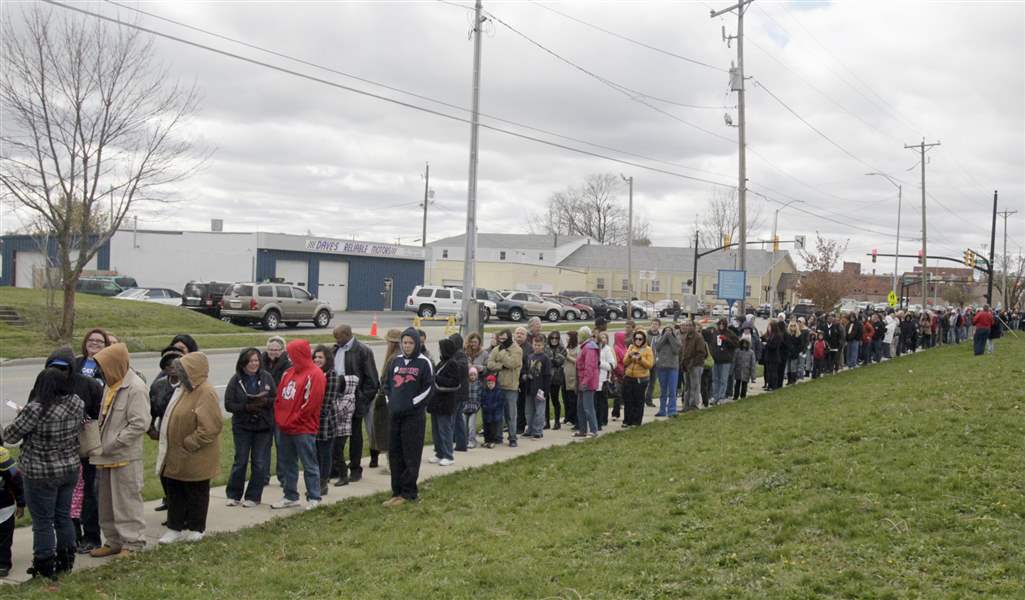 Obama-in-Lima-line