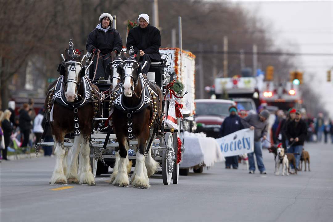 Olde-Tyme-Travel-Clydesdales