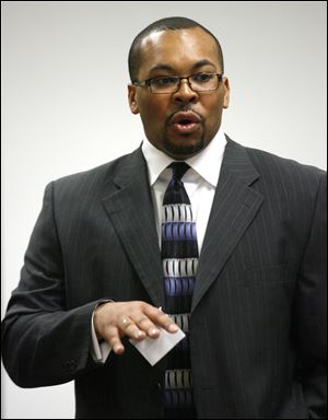 Principal Anthony Bronaugh speaks during parent power hour at Robinson Elementary last year.