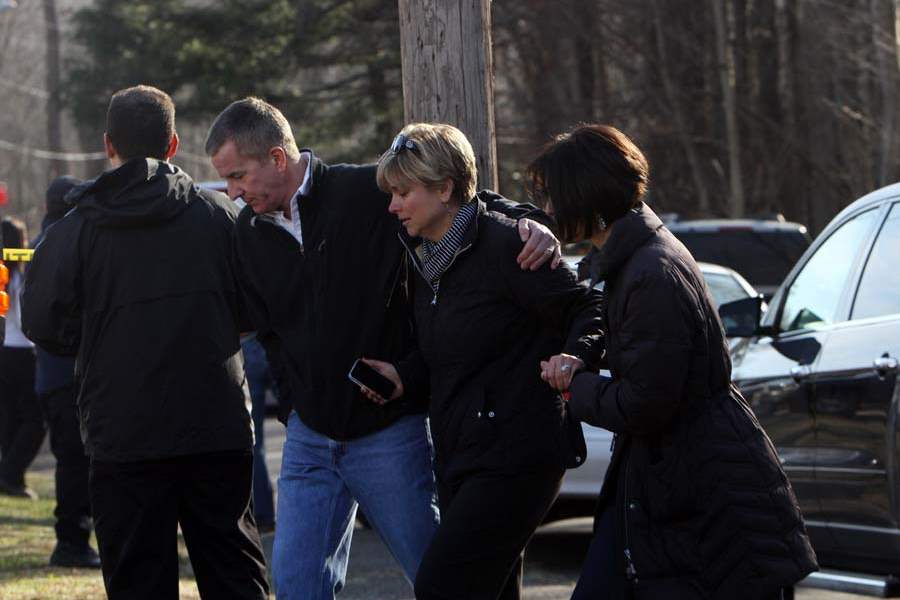 Connecticut-School-Shooting-23