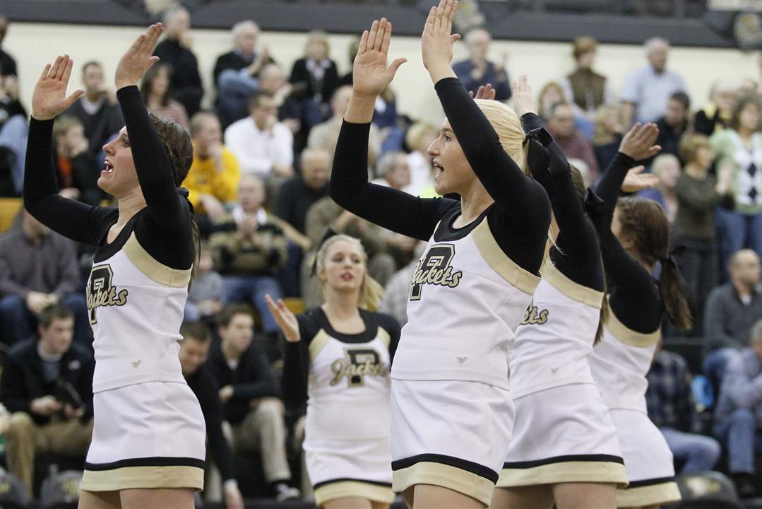 SPT-pburgsock19p-cheerleaders