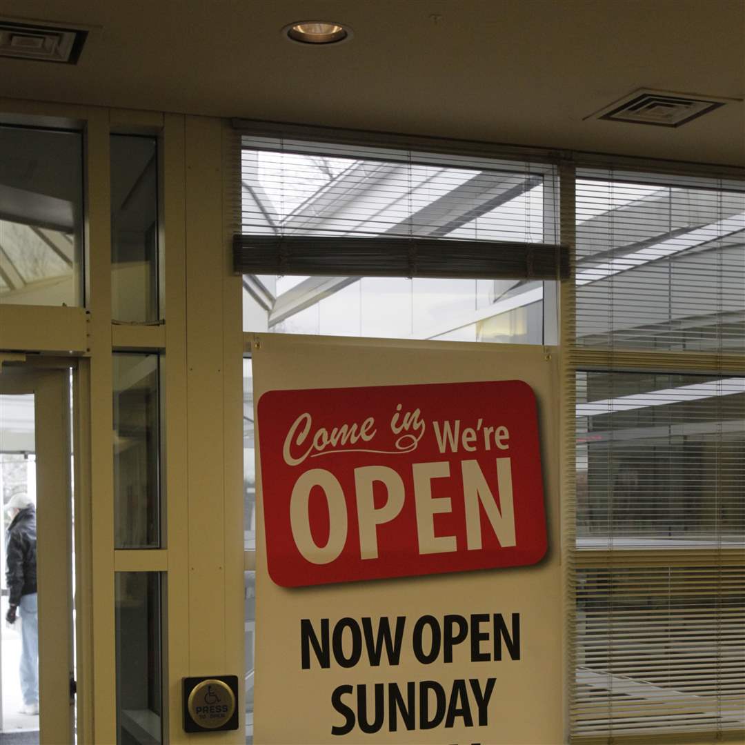 Library-sign-Sunday