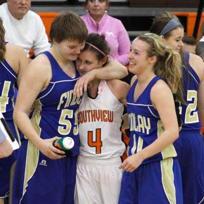 SPT-sviewhoop19p-stanfield-swisher-huntsman-hug