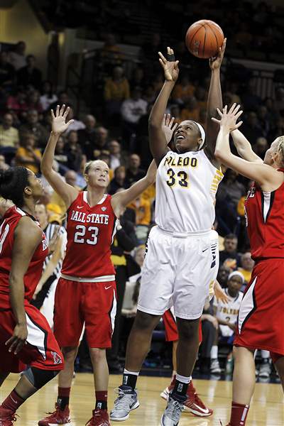 UT-women-Ball-State-Yolanda-Richardson