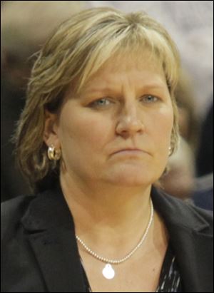 UT head coach Tricia Cullop