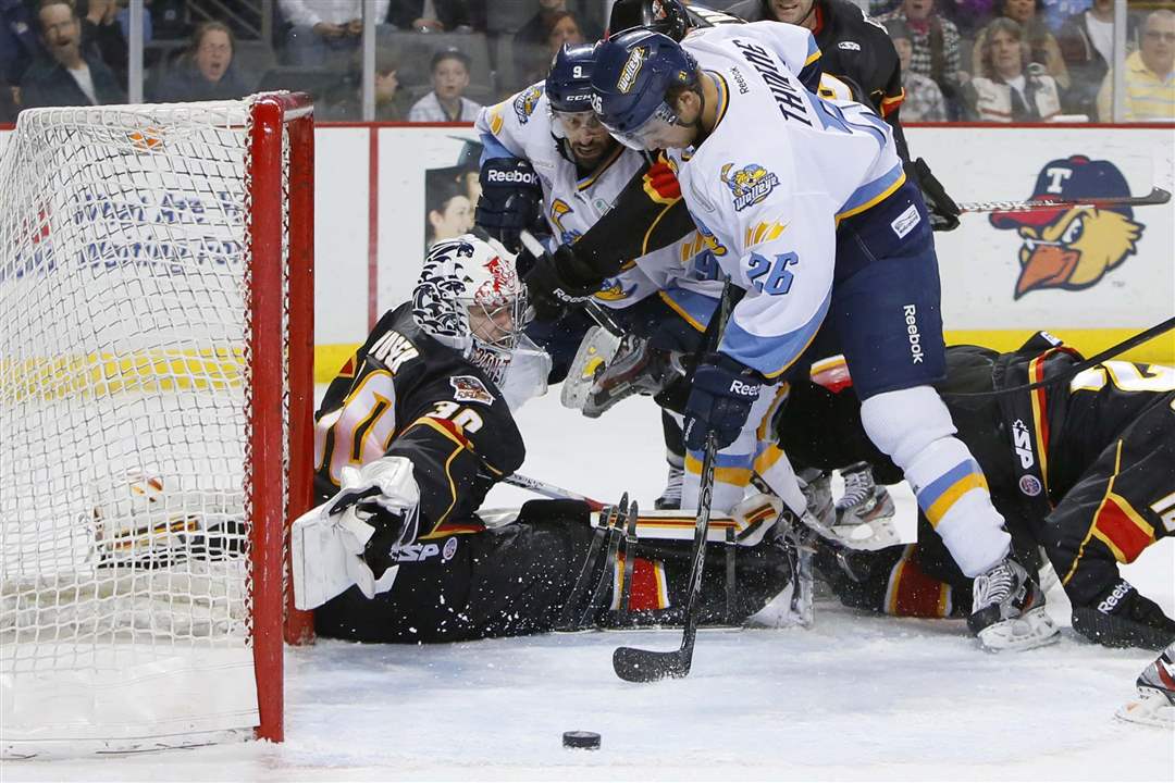 Walleye-Cyclones-Stephon-Thorne