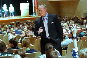 Merrill Eisenhower Atwater, great-grandson of President Dwight D. Eisenhower, center, takes questions from Eisenhower students during his keynote address Friday afternoon in Oregon.