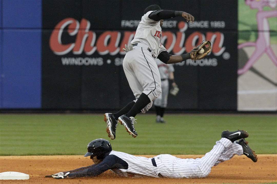 Hens-Indians-Quintin-Berry