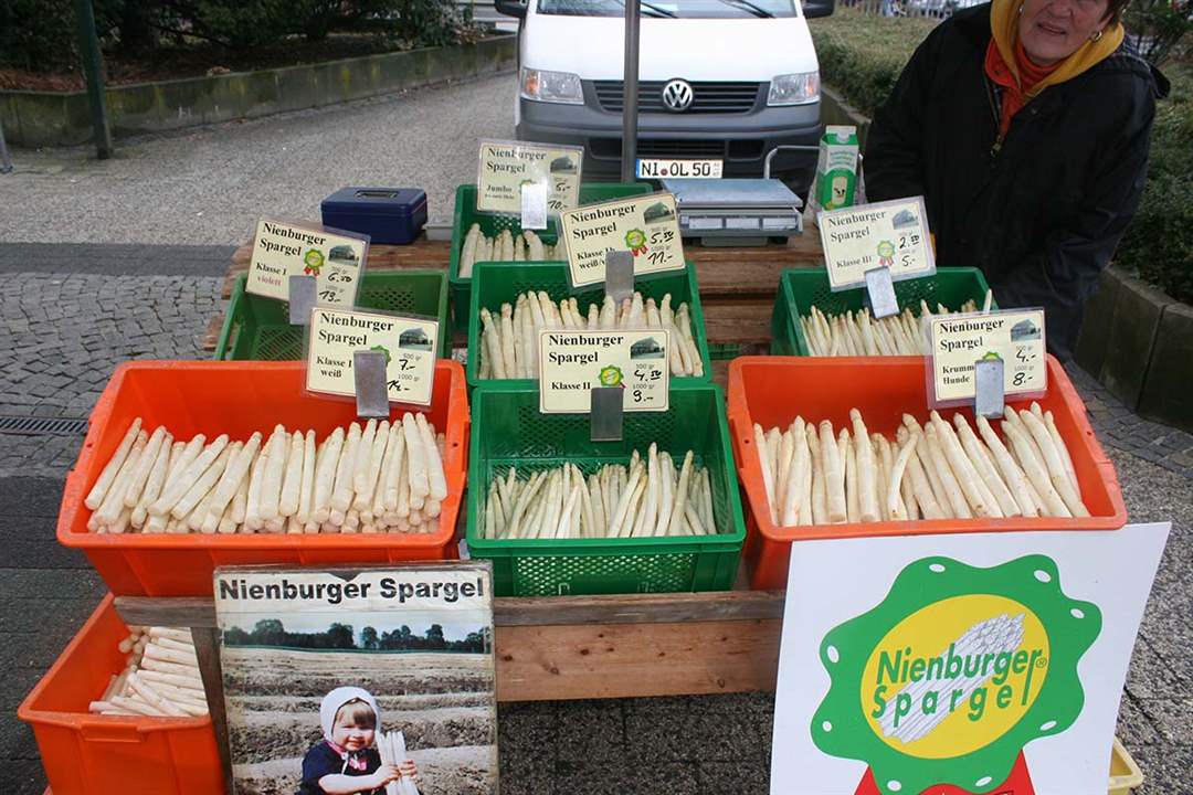 Germany-Mag-Page-farmers-market