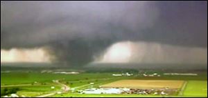 A screenshot of video footage of a tornado in Oklahoma.