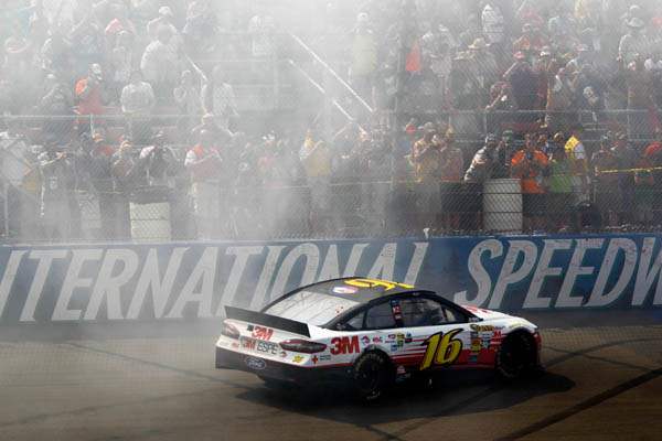 Greg-Biffle-burnout-6-16