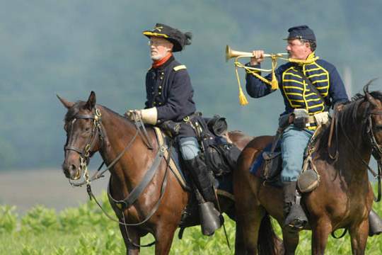 The-Blue-and-Gray-Alliance-Federal-reenactor-Bob-Vance