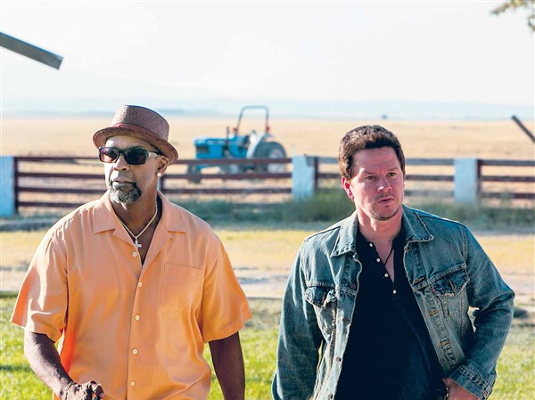 Cracking Wise Washington Wahlberg Misfire In 2 Guns The Blade