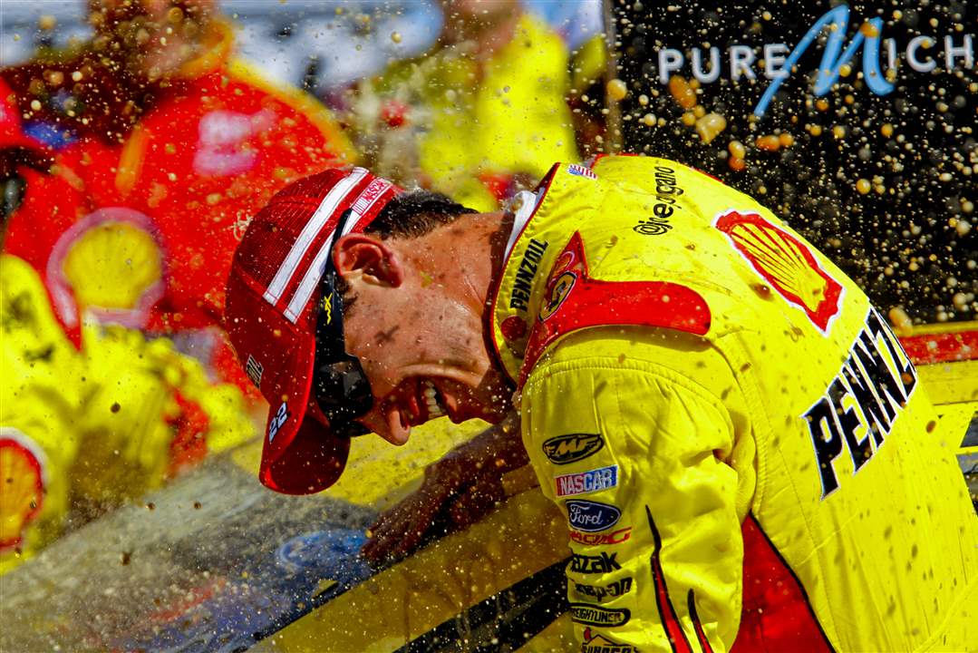 Joey-Logano-gets-8-18