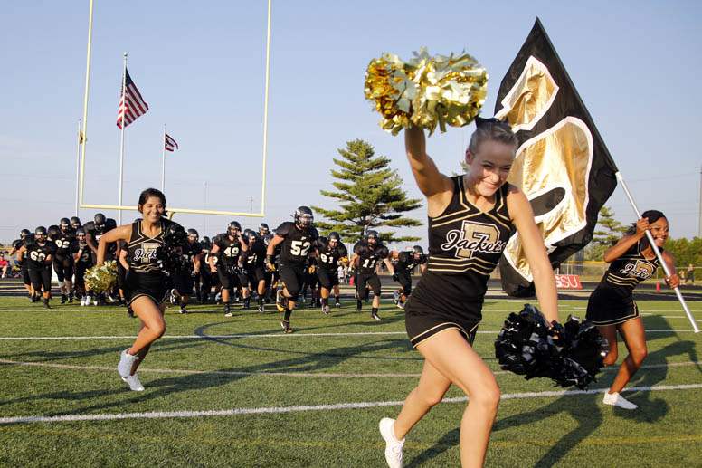 Perrysburg-Whitmer-Jackets-take-the-field