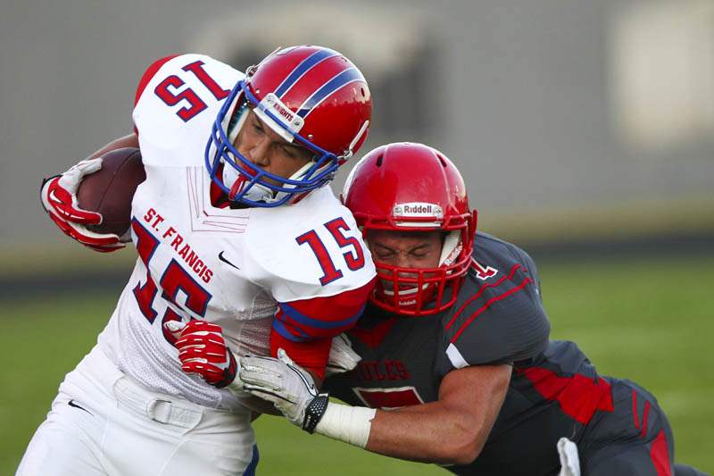 Knights-Mules-Clements-tackle