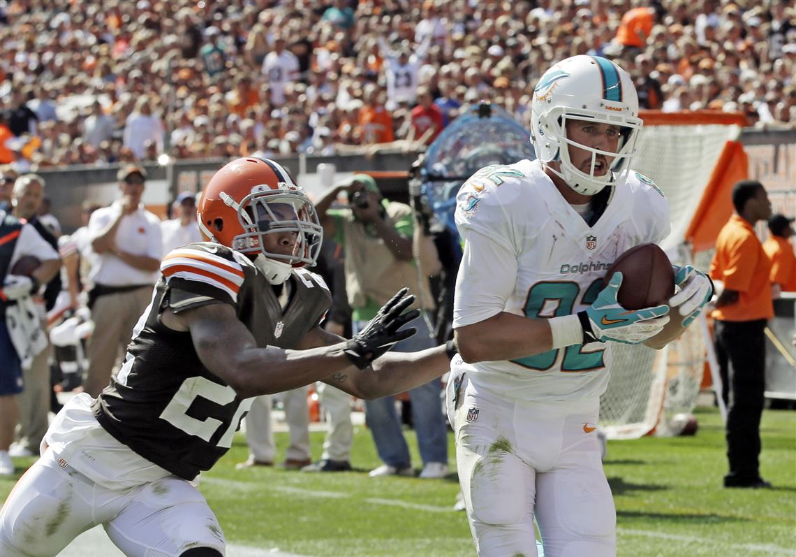 Brian Hartline released by Cleveland Browns