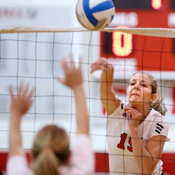 Bedford-s-Kayla-Gwozdz-15-hits-the-ball-against