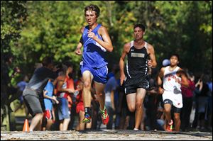 Springfield senior Kohl Taberner won the Northern Lakes League boys cross country meet with a time of 16:12.93.