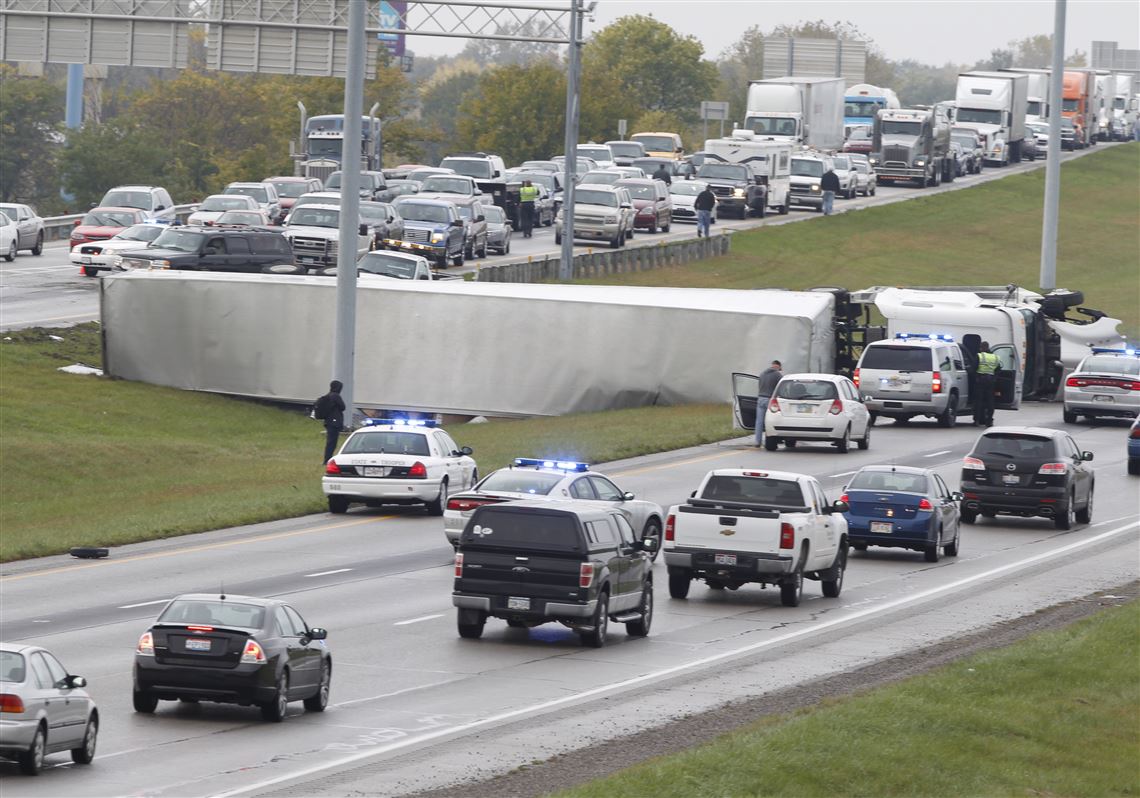 Starkey Road crash leaves 1 dead, 1 seriously injured and car