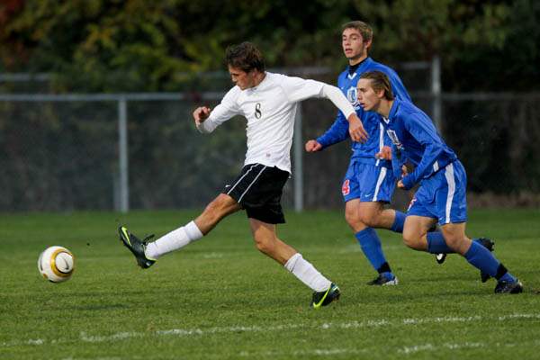 Perrysburg-senior-Albert-Damsi-8-kicks-a-goal