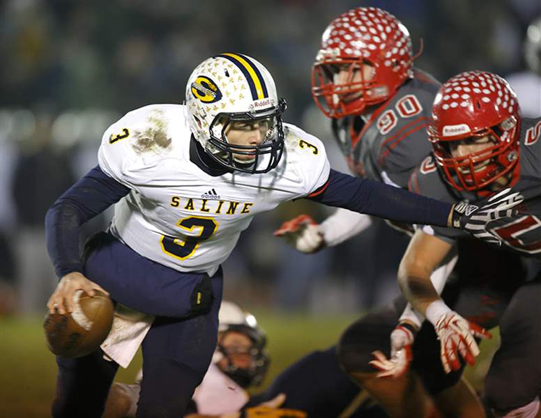 Kicking Mules storm back to stun Saline 36-29 - The Blade