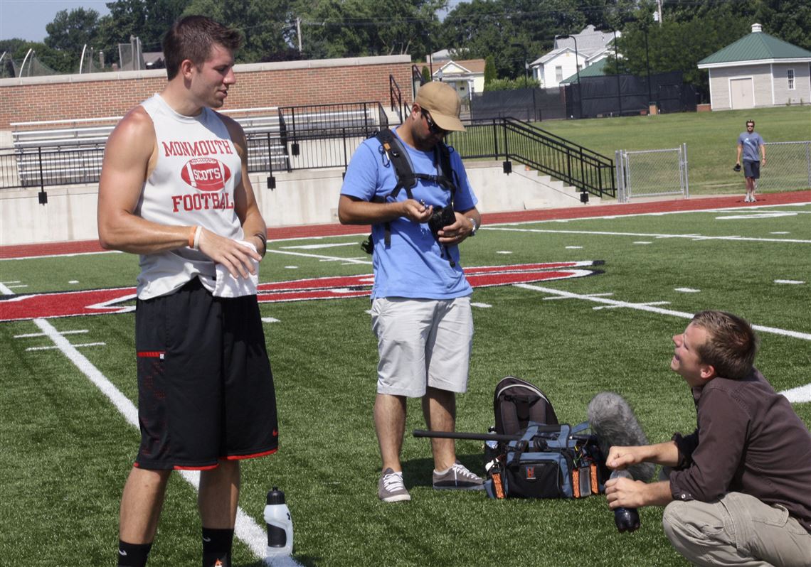 Browns sign quarterback Alex Tanney