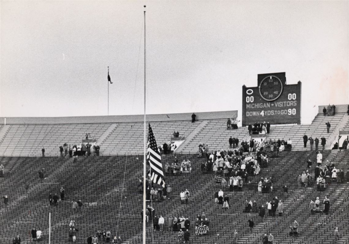 JFK Assassination: The mood at NFL games, two days after tragedy