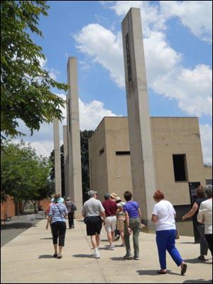 B’nai Israel group arriving at the Apartheid Museum in Johannesburg.