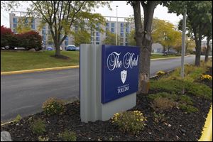 The hotel at the University of Toledo Medical Center, formerly the Medical College of Ohio, is set to become a Radisson.