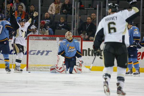 SPT-Walleye25p-celebrate