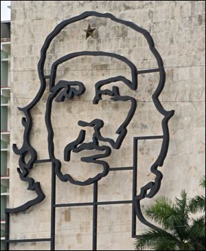 An image of Marxist revolutionary Che Guevara on a building facing Revolution Square in Havana.