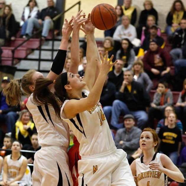 SPT-GIRLSsectball23p-maddie-cole-kendall-jessing