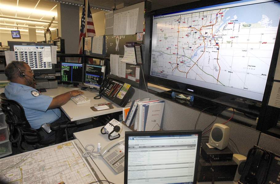 An-EMS-dispatcher-works-on-th