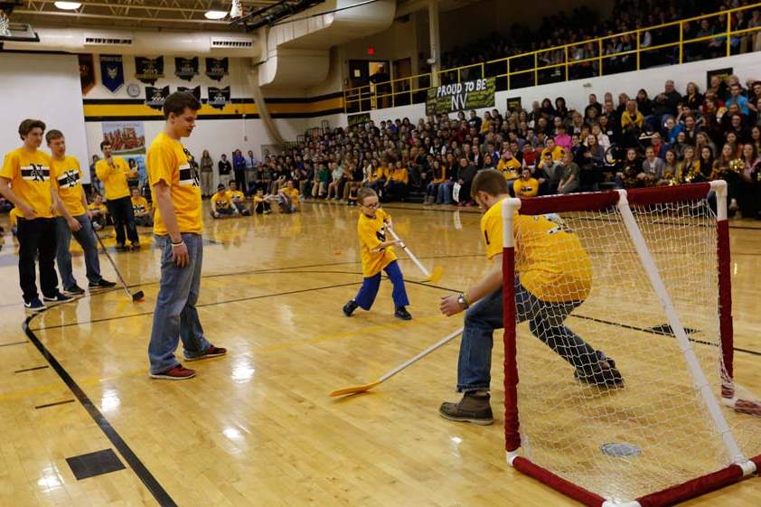 WEBSylHockey06ps-xavier-dee-vs-david-mash