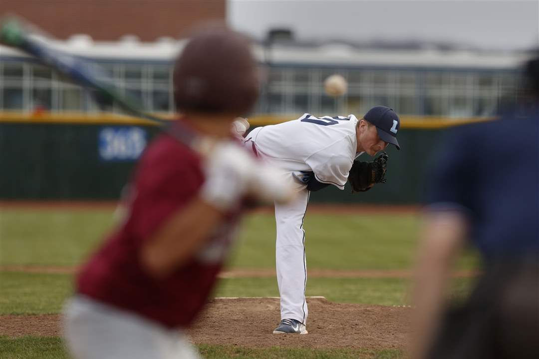 Lake-s-Jayce-Vancena-pitches-dsiisu