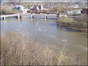 The historic Y Bridge in Zanesville, over the Muskingum River.