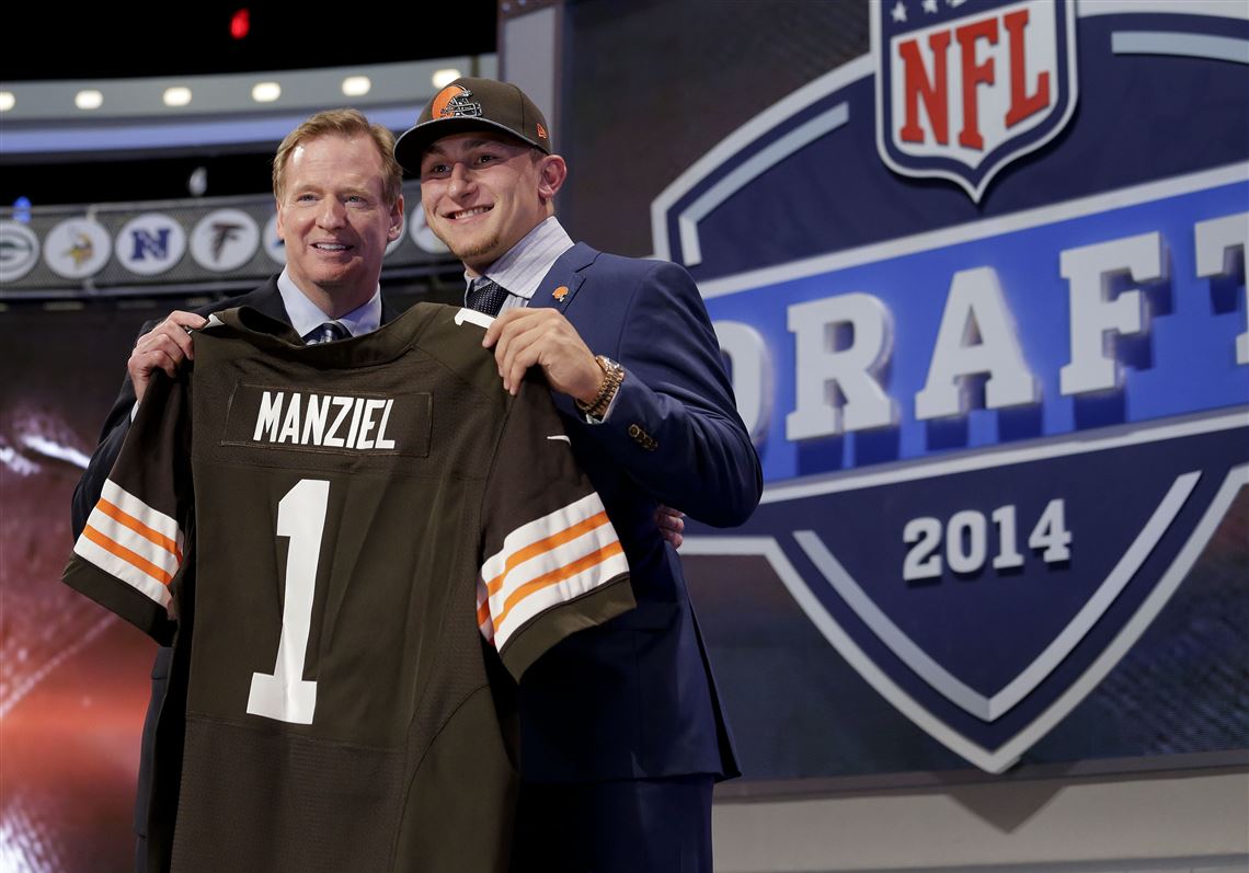 Cleveland Browns fans turn out to see Johnny Manziel