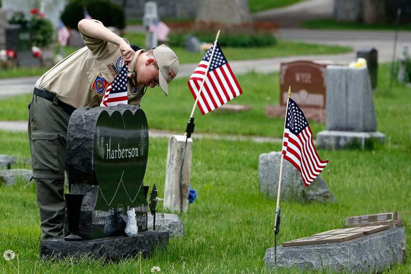 CTY-MEMORIAL26pCory-Johnson-14-of-Boy-Scout-Troop-8-dasiufhahf9ew