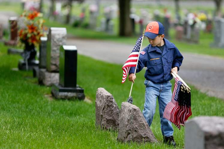 Cub-Scout-Dominic-Barone-6-places-flags-CTY-MEMORIAL26p