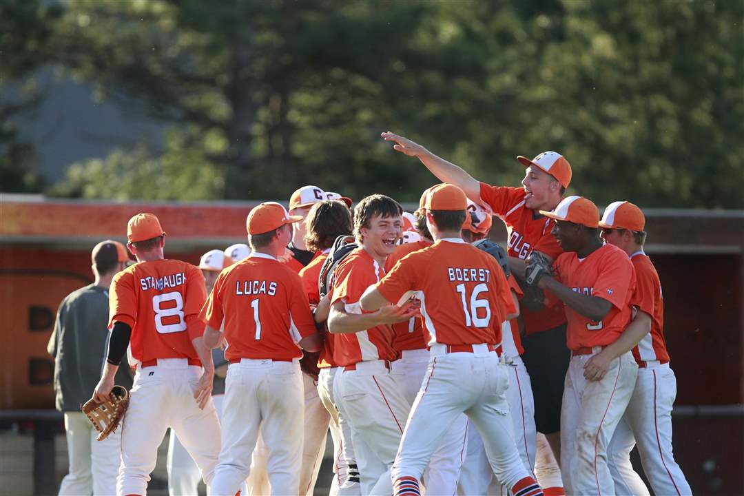 Southview-Anthony-Wayne-jubilation