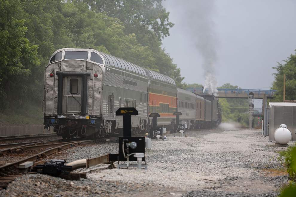 CTY-locomotive18pThe-Nickel-Plate-765-an-histori