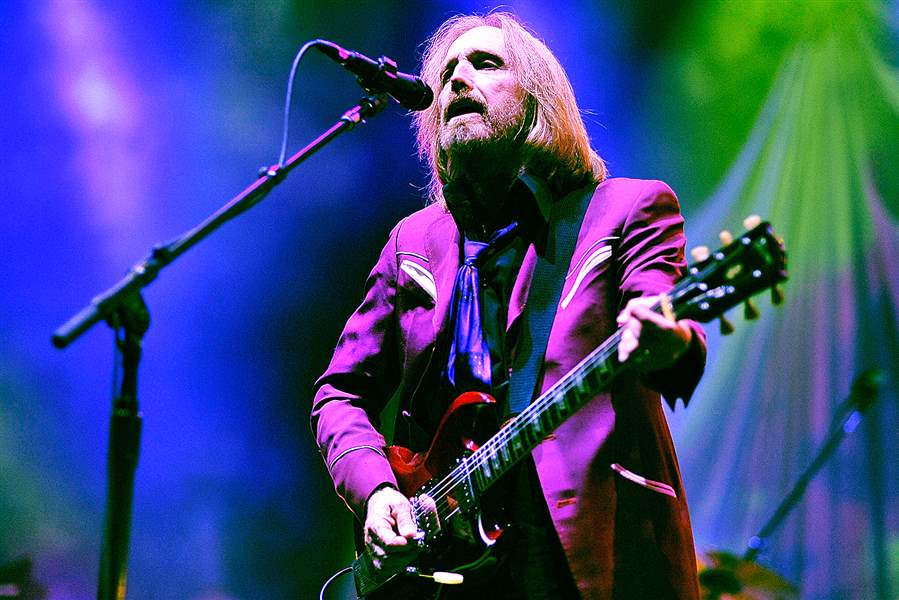 496327439JH039-Tom-Petty-An-1