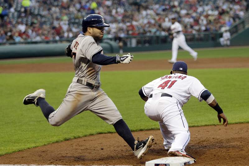 Astros-Indians-Baseball-2