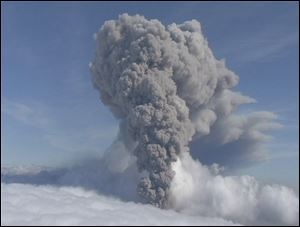 Iceland has raised its aviation alert level for the risk of a possible volcanic eruption to red.