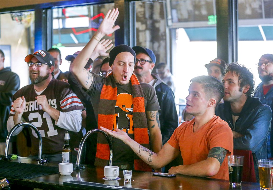 cleveland browns bar near me